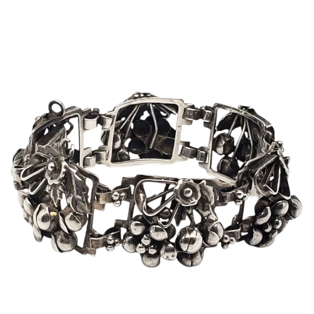Hobe Sterling Silver Floral Panel Link Bracelet #21543